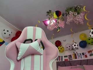 Live cam show with Zalomme