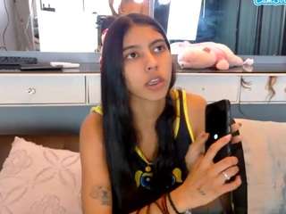 aikomia68 Live Webcam on CamSoda