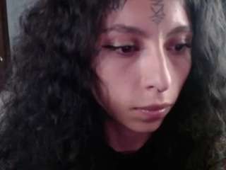 Annie live cam preview