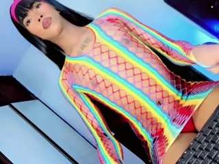 Live cam show with MARIANNAHOT-S7