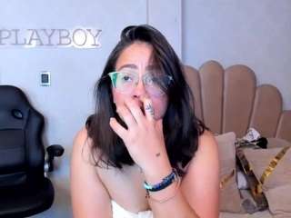 AlissBloom live webcam show