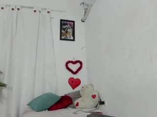 belaa-smith Live Webcam on CamSoda