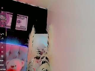 camila-valkyrie live webcam show