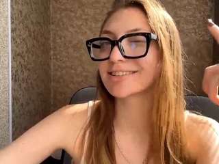 IrmgardFitzrandolph live webcam show