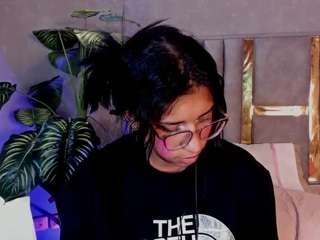 Karin-Fg live cam preview