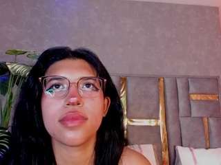 Karin-Fg live cam preview