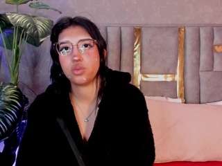 Karin-Fg live cam preview