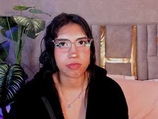 Karin-Fg live cam preview