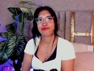 Karin-Fg live cam preview