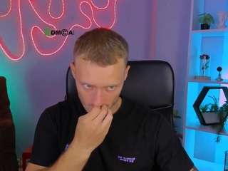 mike-crist1 live cam preview