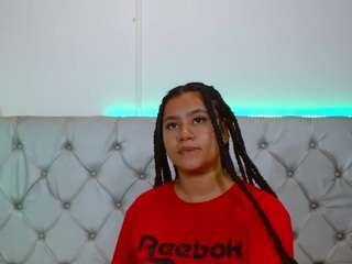 noiravale Live Webcam on CamSoda