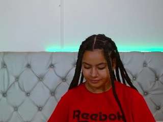 noiravale Live Webcam on CamSoda