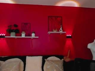 sofia-velvetx Live Webcam on CamSoda
