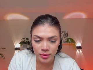 sofia-velvetx live webcam show