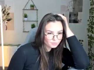 Sunrosee live cam on CamSoda