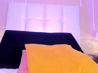 camillewest's live room