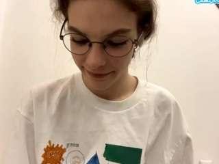 isadoracassard Live Webcam on CamSoda