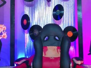 nickyminach Sex Cam Show