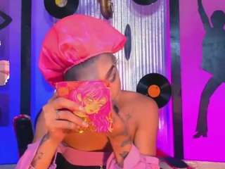 nickyminach Sex Cam Show