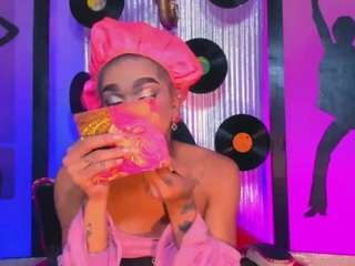 nickyminach Sex Cam Show