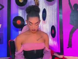 nickyminach Sex Cam Show