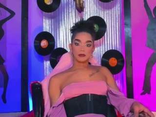 nickyminach Sex Cam Show