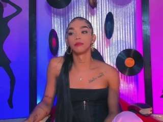 nickyminach Sex Cam Show
