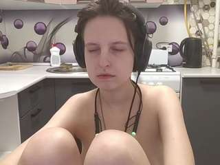 Live cam show with TessaVahey