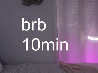 hellokikky live webcam show