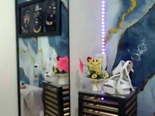 yasmine-d live webcam show