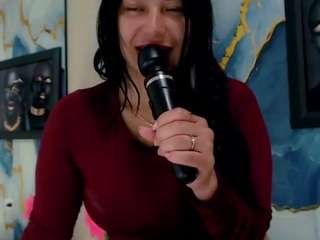 Yasmine live webcam show