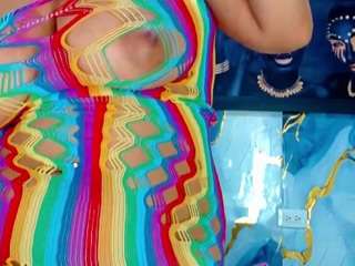 Yasmine live cam preview