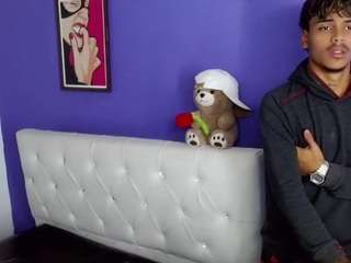 angel-foxxx