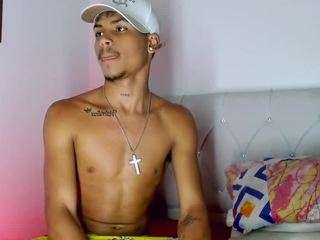 angel-foxxx