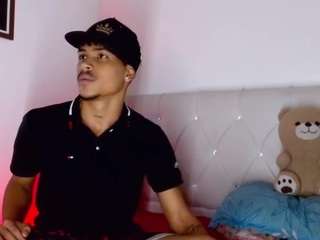 angel-foxxx