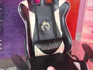 ElyCandy live webcam show