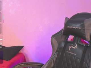 jullieee live webcam show