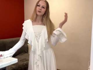 justadanis Live Webcam on CamSoda