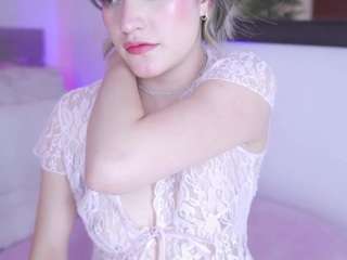 Lia-mackenzie