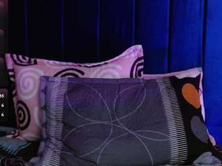 Lucy-wish1 live webcam show