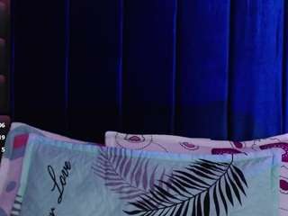 Lucy-wish1 live webcam show