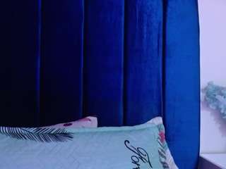 Lucy-wish1 live webcam show