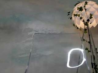 moon-shard live webcam show