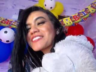 shayla-gray