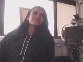 shayla-gray live webcam show