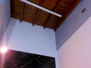 strikeandsweet live webcam show