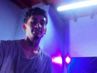 strikeandsweet live webcam show