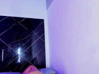 StrikeandSweet live webcam show