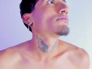 StrikeandSweet live webcam show