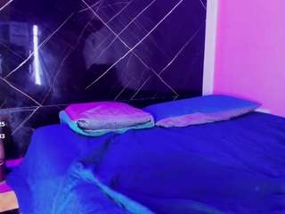 StrikeandSweet live webcam show
